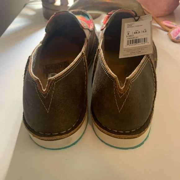 Ariat Women's Floral Moccasins - Red and Green - Picture 5 of 6